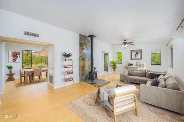 40 CASCADE Drive, Sedona, AZ 86336