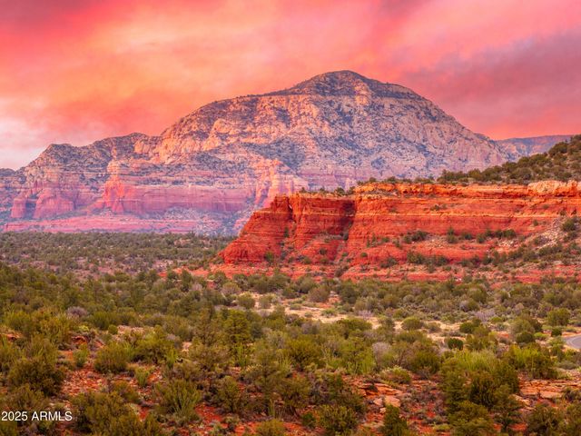 40 CASCADE Drive, Sedona, AZ 86336