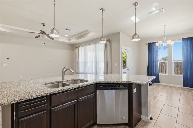 9530 Sedalia Trl, Corpus Christi, TX 78410