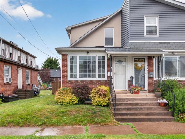 1056 Detweiler Avenue, Hellertown Boro, PA 18055