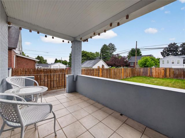 1056 Detweiler Avenue, Hellertown Boro, PA 18055