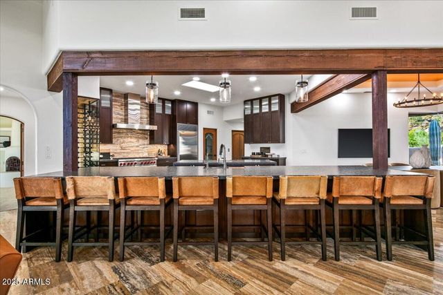 10712 E PROSPECT POINT Drive, Scottsdale, AZ 85262