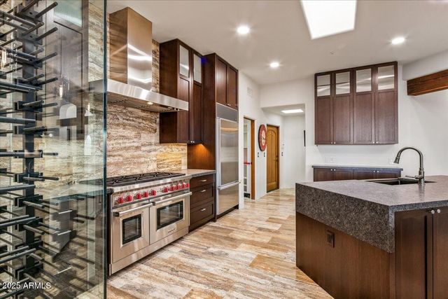 10712 E PROSPECT POINT Drive, Scottsdale, AZ 85262