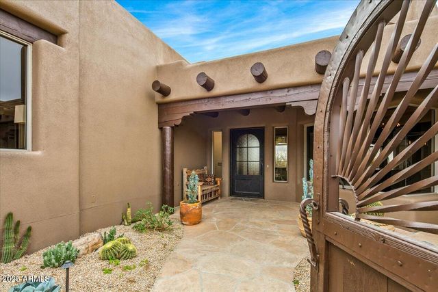10712 E PROSPECT POINT Drive, Scottsdale, AZ 85262