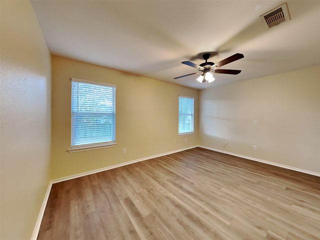 270 Adobe Terrace S, Conroe, TX 77316