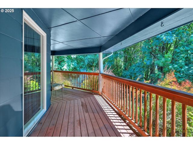 7650 OLD PACIFIC Hwy N, Castle Rock, WA 98611