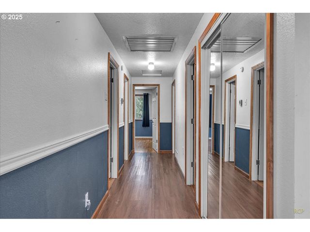 7650 OLD PACIFIC Hwy N, Castle Rock, WA 98611