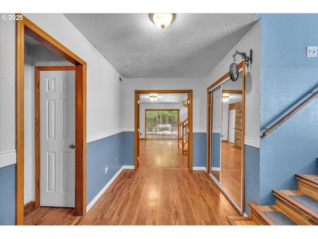 7650 OLD PACIFIC Hwy N, Castle Rock, WA 98611