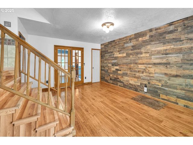 7650 OLD PACIFIC Hwy N, Castle Rock, WA 98611