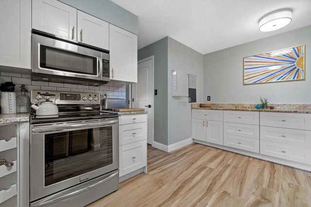 4520 N 110th STREET, Wauwatosa, WI 53225