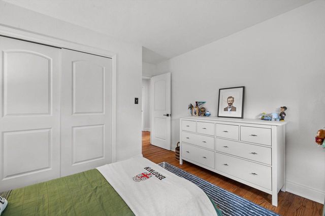 4520 N 110th STREET, Wauwatosa, WI 53225