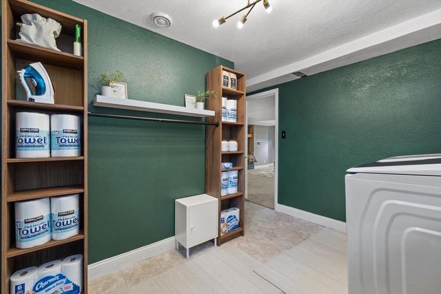 4520 N 110th STREET, Wauwatosa, WI 53225