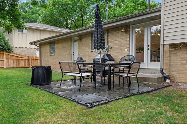 4520 N 110th STREET, Wauwatosa, WI 53225