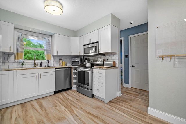 4520 N 110th STREET, Wauwatosa, WI 53225