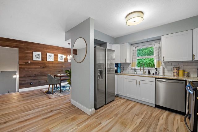 4520 N 110th STREET, Wauwatosa, WI 53225