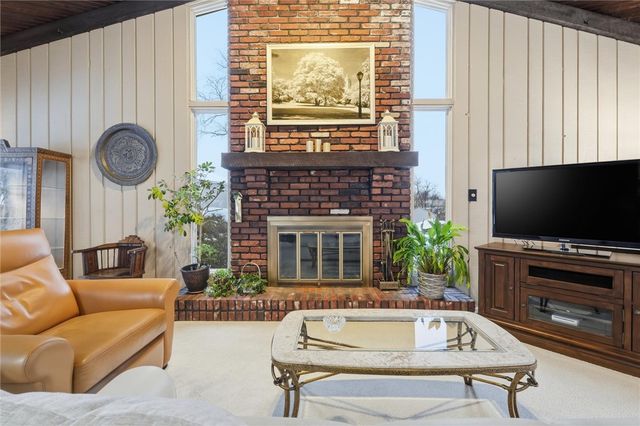 112 June Dr, Port Vue, PA 15133