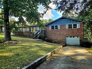 551 Favorwood SW Drive, Marietta, GA 30060