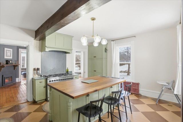 161 Harbor Road, Shelburne, VT 05482