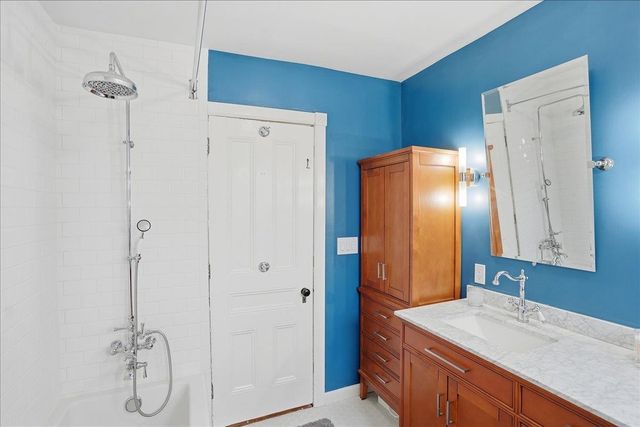 161 Harbor Road, Shelburne, VT 05482