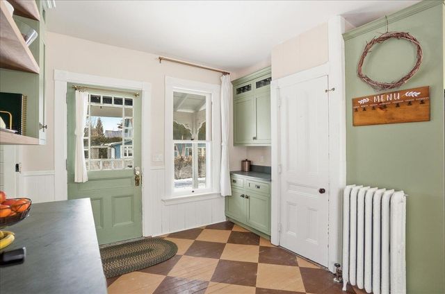 161 Harbor Road, Shelburne, VT 05482