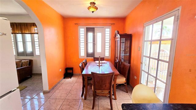 FELICIDAD URB. ALTURAS DE CERRO GORDO I Y II 2-D, Vega Alta, PR 00692