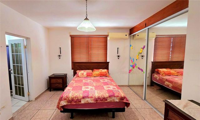 FELICIDAD URB. ALTURAS DE CERRO GORDO I Y II 2-D, Vega Alta, PR 00692