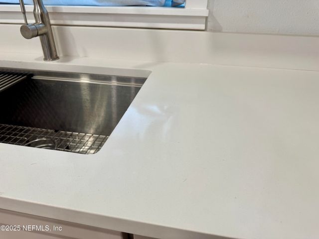 302 AZALEA Avenue, Interlachen, FL 32148