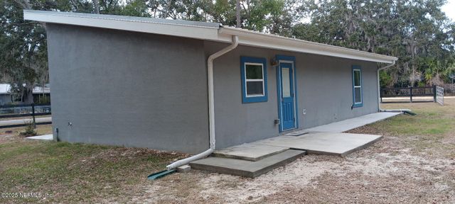 302 AZALEA Avenue, Interlachen, FL 32148