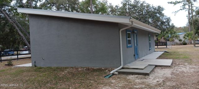 302 AZALEA Avenue, Interlachen, FL 32148