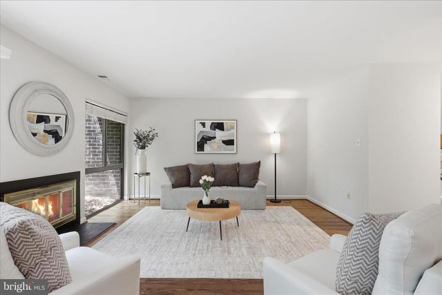 2043 WETHERSFIELD CT, Reston, VA 20191