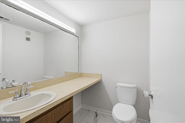 2043 WETHERSFIELD CT, Reston, VA 20191