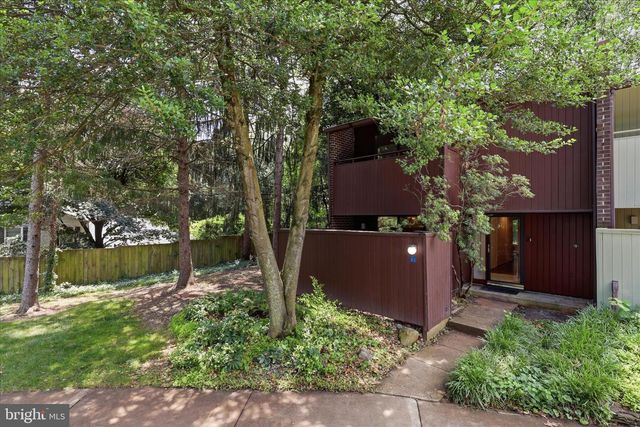 2043 WETHERSFIELD CT, Reston, VA 20191
