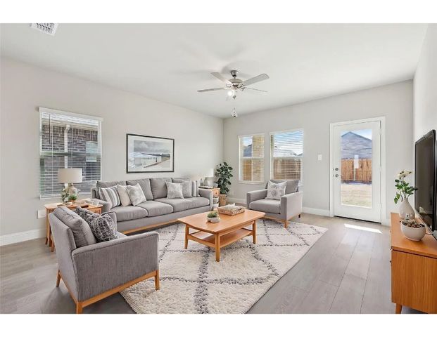 707 Hemingway Lane, Lowry Crossing, TX 75069