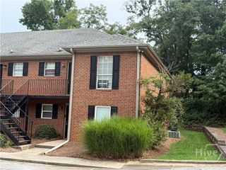 1055 Baxter 207, Athens, GA 30606