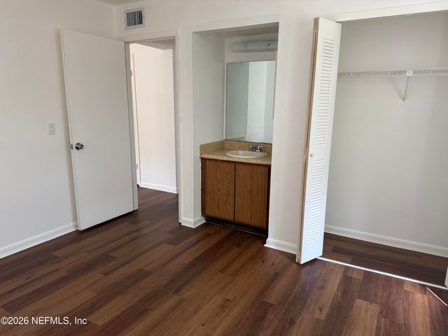 5243 WESTCHASE Court 3, Jacksonville, FL 32210