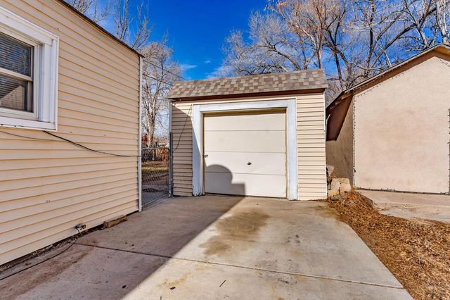 1523 E 11th St, Pueblo, CO 81001