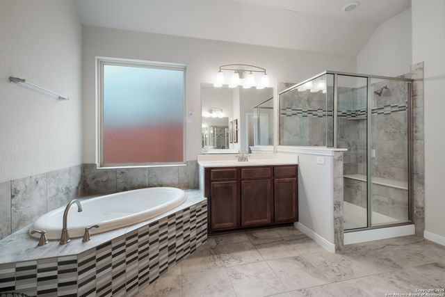 1610 Nightshade, San Antonio, TX 78260