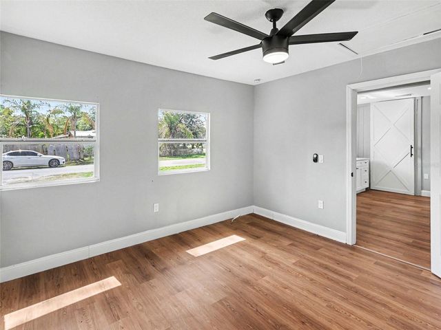 38702 SOUTH AVENUE, Zephyrhills, FL 33542