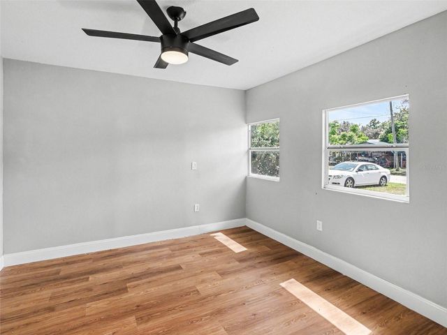 38702 SOUTH AVENUE, Zephyrhills, FL 33542