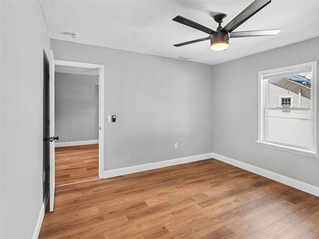 38702 SOUTH AVENUE, Zephyrhills, FL 33542