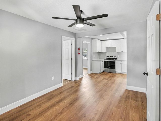 38702 SOUTH AVENUE, Zephyrhills, FL 33542