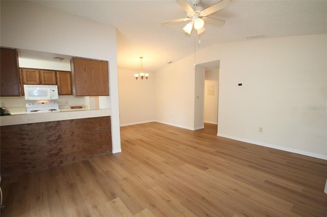 185 WATERFALL WAY 201, Altamonte Springs, FL 32714