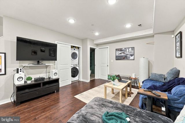 1605-00 W OXFORD ST, Philadelphia, PA 19121