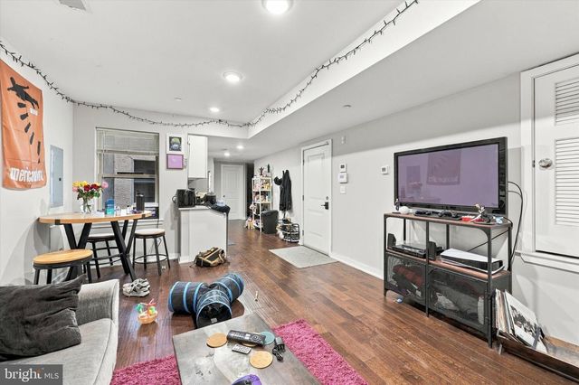 1605-00 W OXFORD ST, Philadelphia, PA 19121