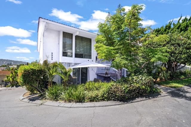 2333 Caringa Way 34, Carlsbad, CA 92009