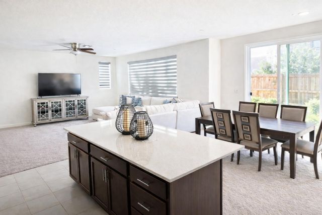 3209 Auburn Leaf Loop, Folsom, CA 95630