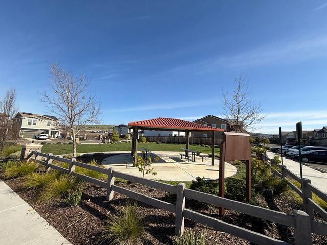 3209 Auburn Leaf Loop, Folsom, CA 95630