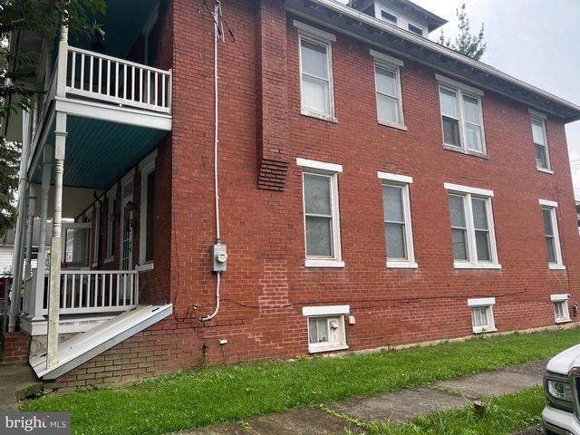 1324 MILLERSVILLE PIKE, Lancaster, PA 17603