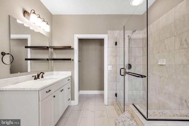 718 HAWKINS WAY, Alexandria, VA 22314