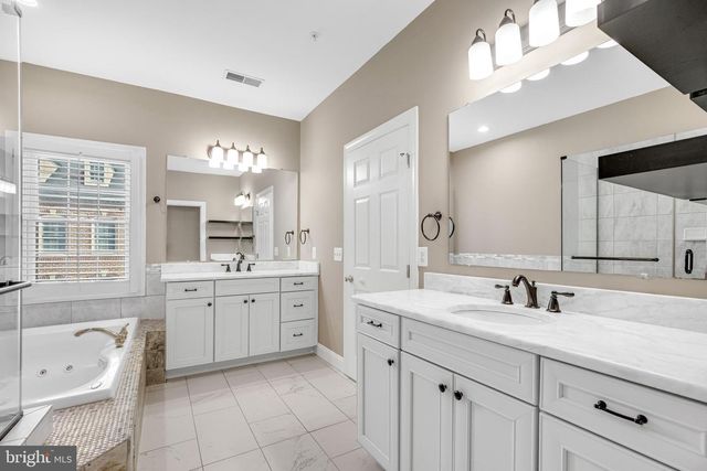 718 HAWKINS WAY, Alexandria, VA 22314